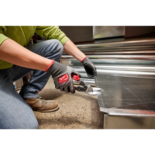Milwaukee Right Cutting Offset Aviation Snips